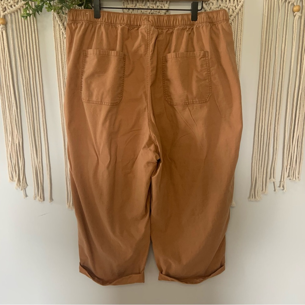 LANE BRYANT Softest Slub Boyfriend Capri Pant Mustard Gold Size 18/20 - Picture 3 of 10